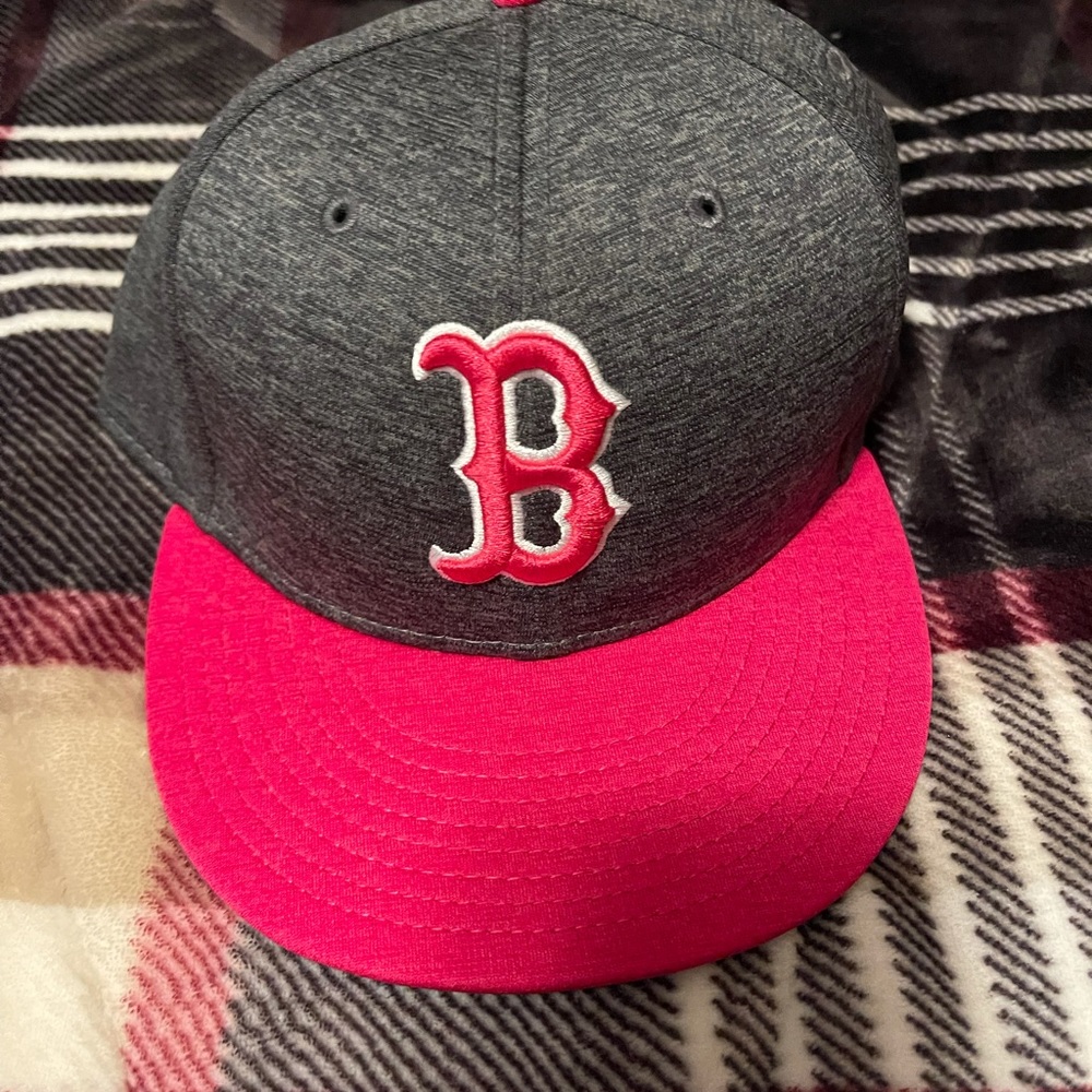 2017 Boston Red Sox Mother’s Day On-Field Hat
